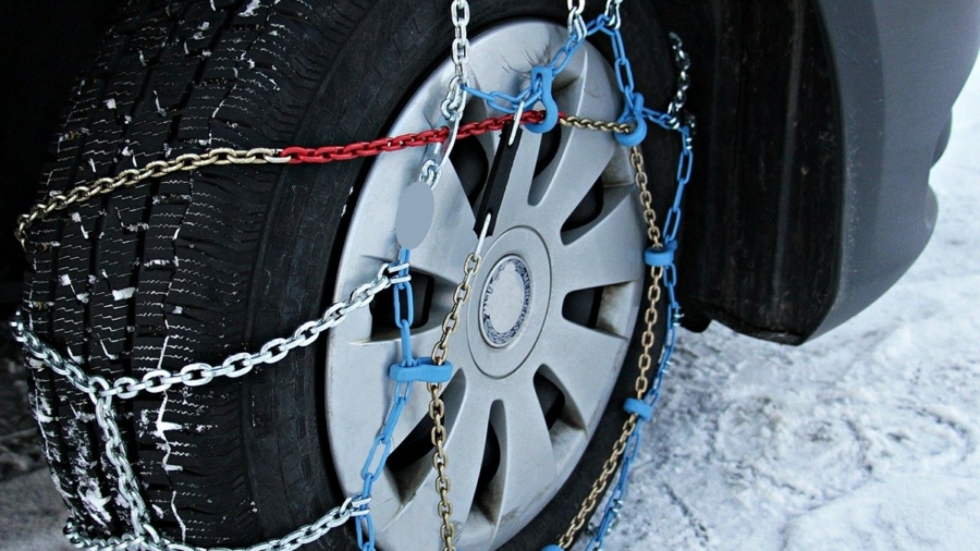 snow-chains-g10bae77e4_1280